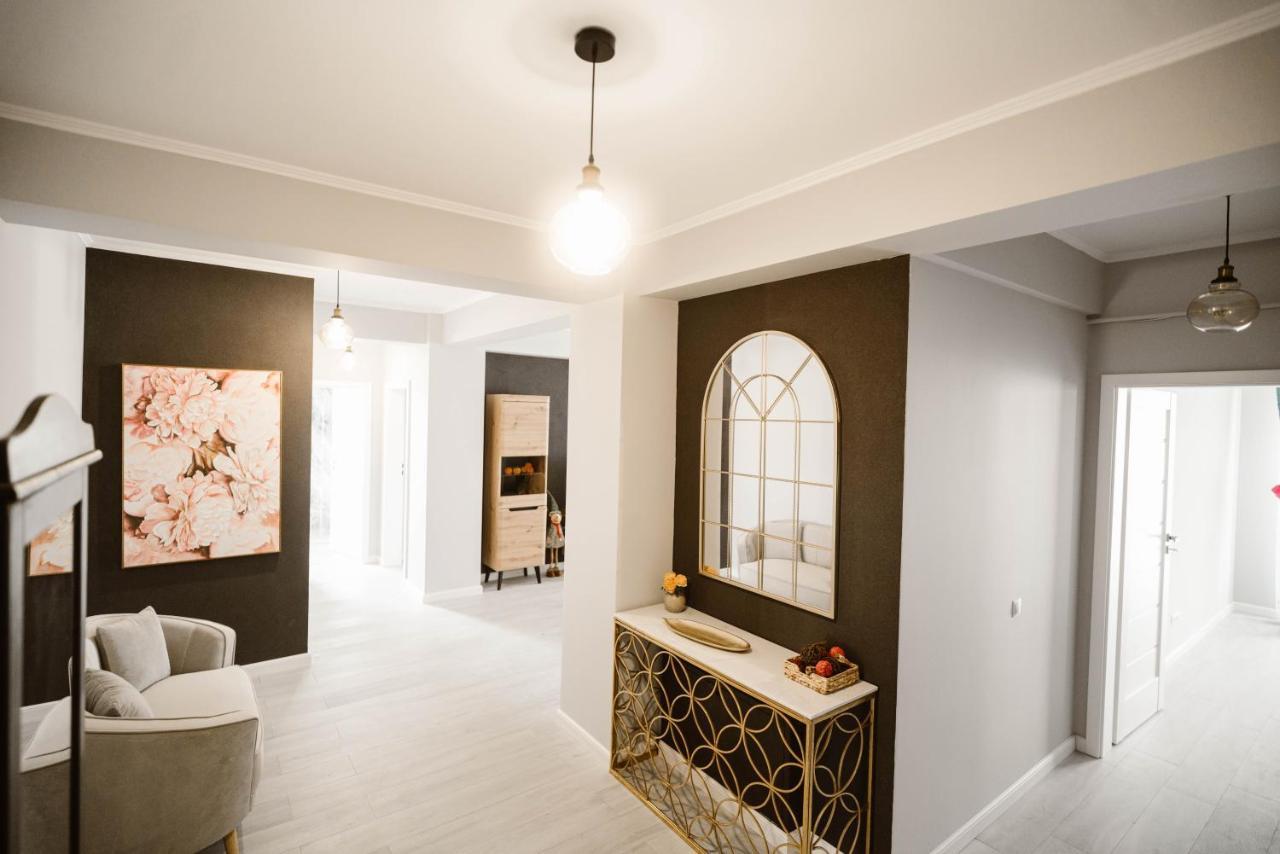 Sibiu Ezonia Central Apartment Ngoại thất bức ảnh