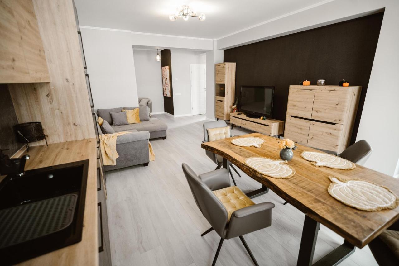 Sibiu Ezonia Central Apartment Ngoại thất bức ảnh
