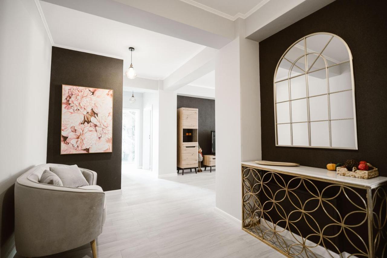 Sibiu Ezonia Central Apartment Ngoại thất bức ảnh
